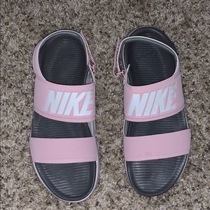 Nike Sandals - Pink